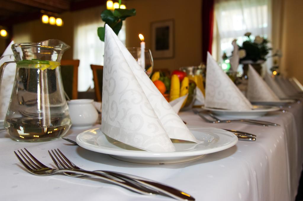 Hotel Sutoris Bochnia Dış mekan fotoğraf