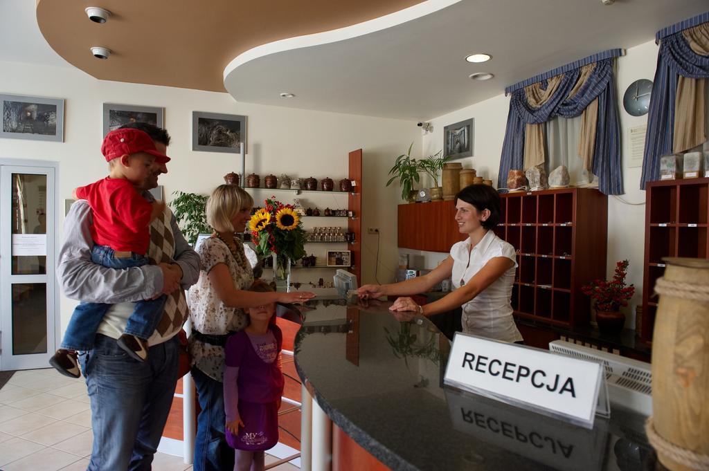 Hotel Sutoris Bochnia Dış mekan fotoğraf